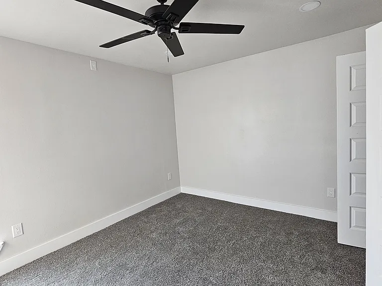 702 College St #1 — Photo 10