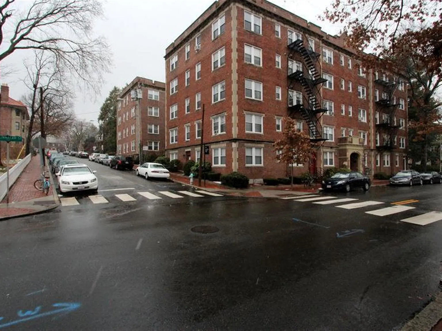 1 bed, 9999 sqft, $2,900 — Photo 3