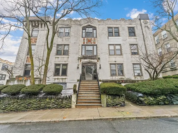 208 Allston St APT 4, Brighton, MA 02135