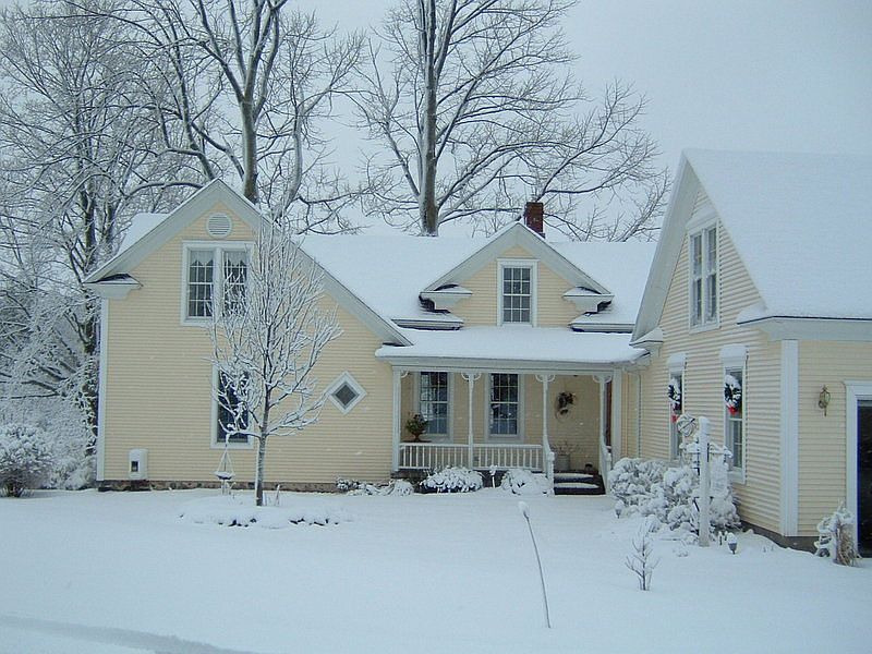 2nd image of 4513 Elm St