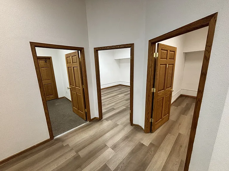 435 E Mill St #105 — Photo 4