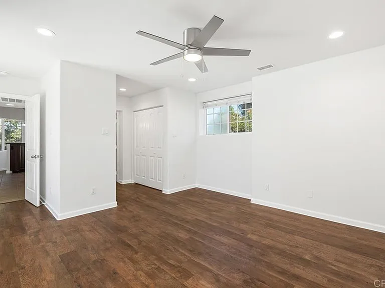 835 Barsby St #MAIN HOUSE — Photo 15