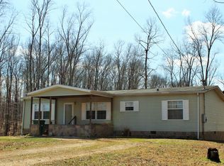 510 Trace Frk, Gandeeville, WV 25243
