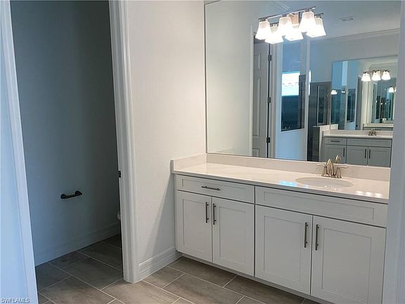 5th image of 13540 Blue Bay Cir