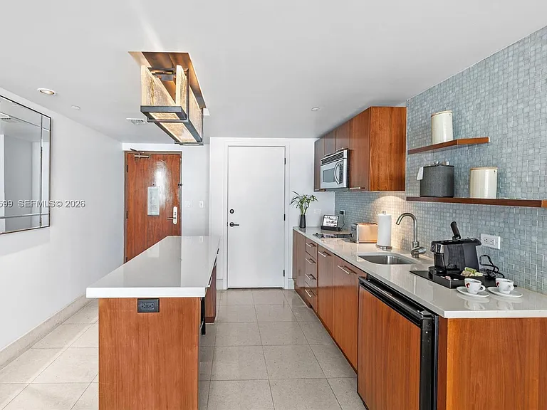 6801 Collins Ave #1010 — Photo 23