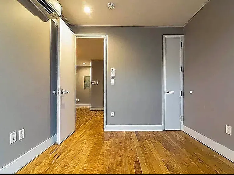 467 Monroe St #2F — Photo 3