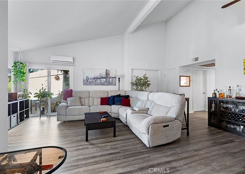 1st image of 4831 Lago Dr APT 302
