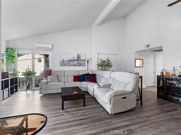 4831 Lago Dr APT 302, Huntington Beach, CA 92649