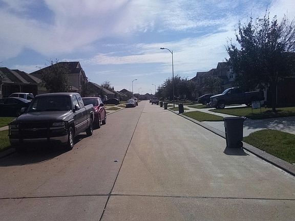 4th image of 2822 Gorki Park Dr