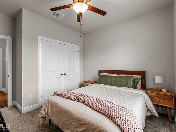 2nd image of 467 Mangrove Ln