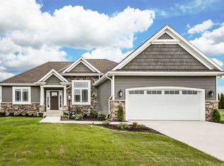 727 Pulling St, South Bend, IN 46614