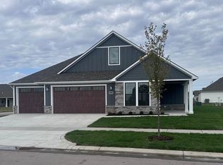 720 E Manor Ln, Andover, KS 67002