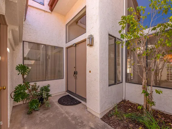 1404 Calle Lozano, Camarillo, CA 93012