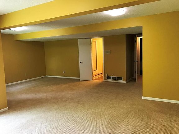 Full finished basement #2