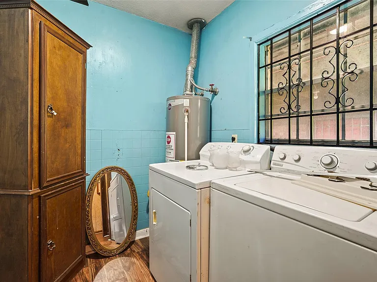2315 Leffingwell St — Photo 12