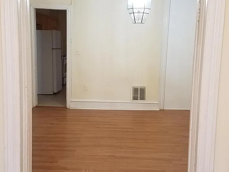 3046 Clifford St — Photo 23
