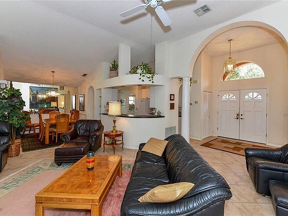 4th image of 4796 Tivoli Ave