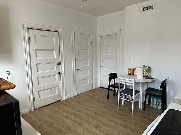 5th image of 58 Aspinwall Ave #1B