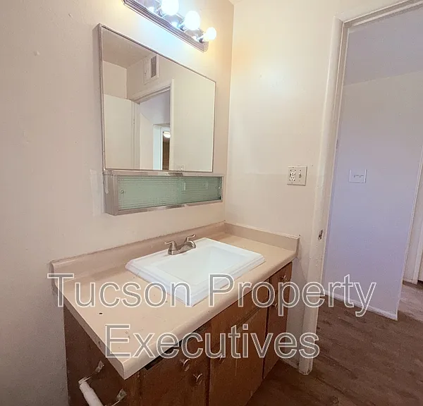 8914 S Nogales Hwy — Photo 6