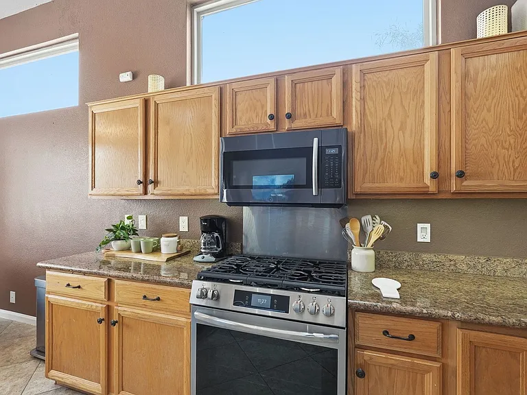 12884 N Pioneer Way — Photo 14