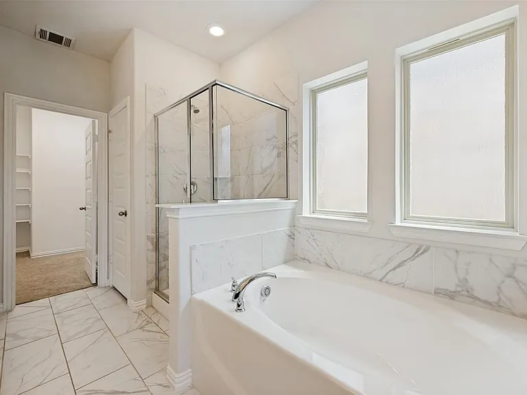 3437 Loftwood Ln — Photo 15