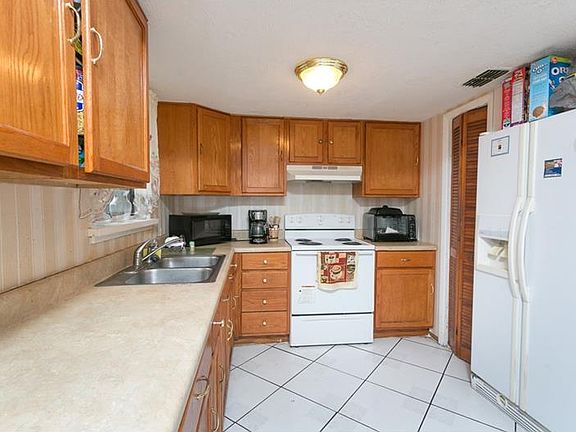 3rd image of 2916 Blind Owl Dr