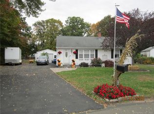 76 Glenmoor Dr, East Haven, CT 06512