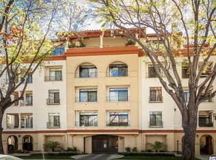 742 Locust St APT 202, Pasadena, CA 91101