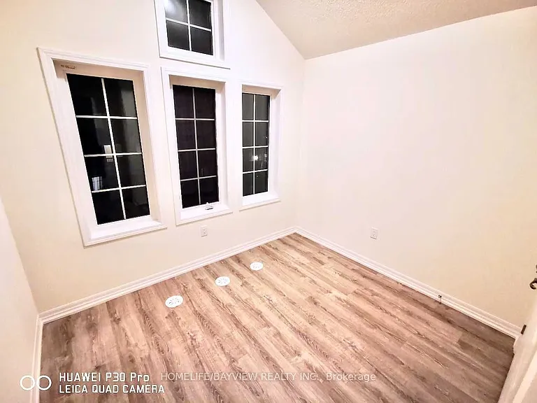 132 Christopher Rd — Photo 4