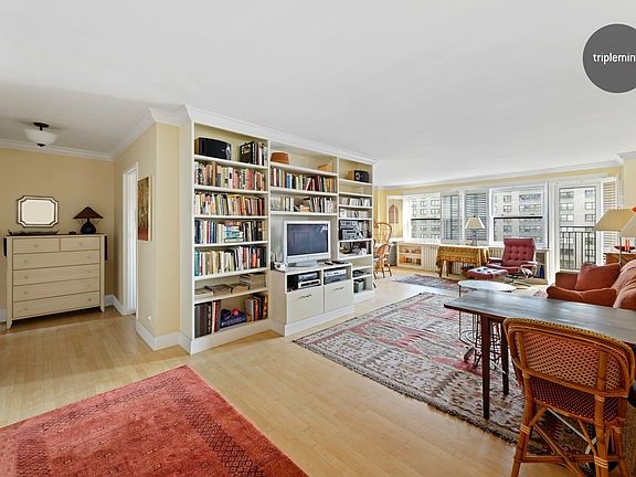3rd image of 150 W End Ave APT 23L