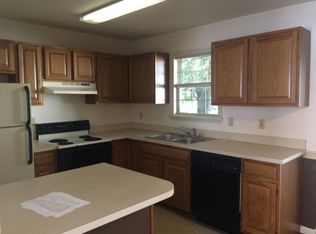 1177 Ashford Ln, Lexington, KY 40515