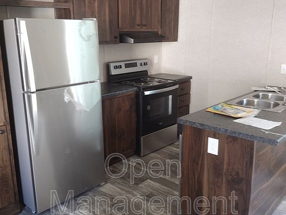 4th image of 2710 E Farm Road Ln #213
