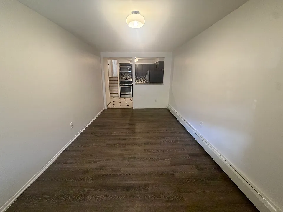 17 Paerdegat 14th St #1