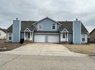 1004 N Wirth St, Augusta, KS 67010