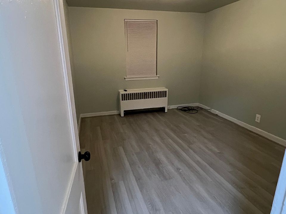 1st image of 6526 Algon Ave Floor 2
