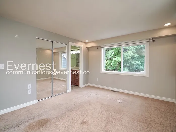 9423 NE 129th Pl — Photo 13