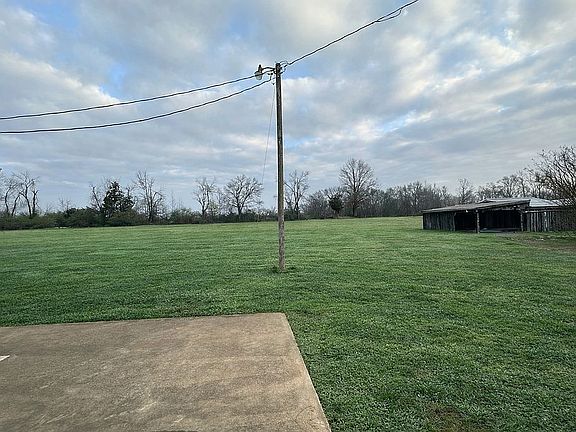 5th image of 598 Gilchrist Rd