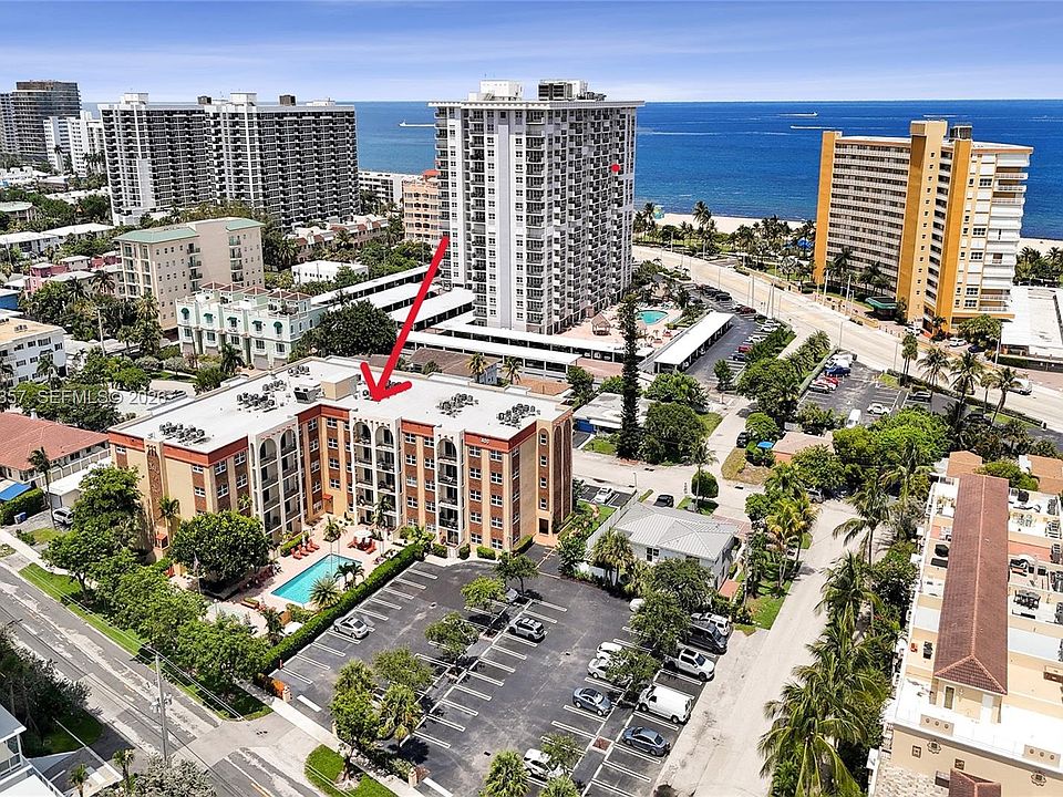 1st image of 400 N Riverside Dr