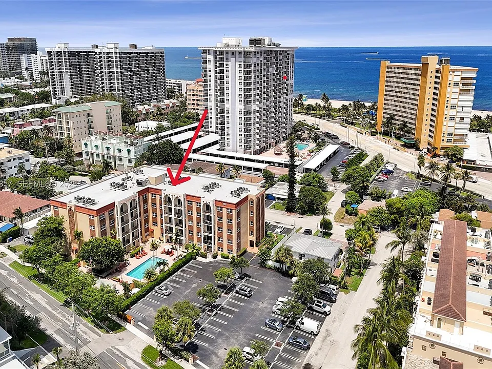 400 N Riverside Dr #303