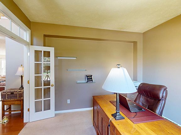 5th image of 10810 Windy Ln