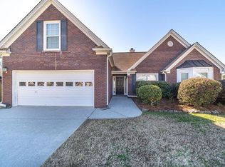 2835 Victoria Park Dr, Buford, GA 30519