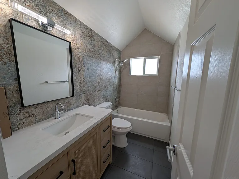 815 Isthmus Ct — Photo 24