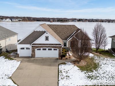2206 Byron Shores Dr SW, Byron Center, MI, 49315