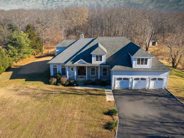 528 Squankum Yellowbrook Road, Farmingdale, NJ 07727