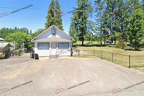429 Main St Photo 1