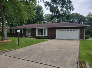 3639 Dawn Dr, Fairfield, OH 45011