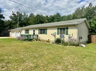 1424 W 11th St, Mio, MI 48647
