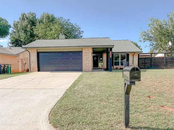 2401 Appleway St, Edmond, OK 73013
