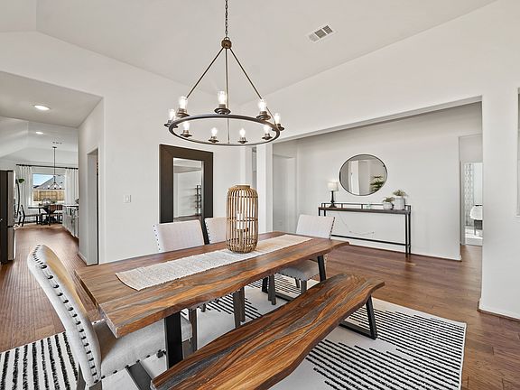 Elegant formal dining room