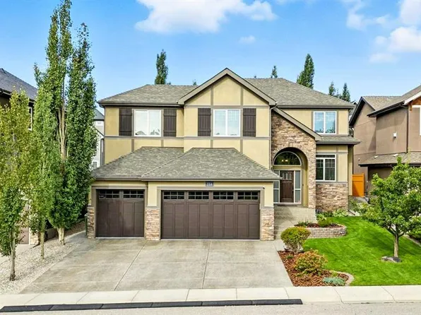 214 E Aspen Glen Pl SW, Calgary, AB T3H 0E8
